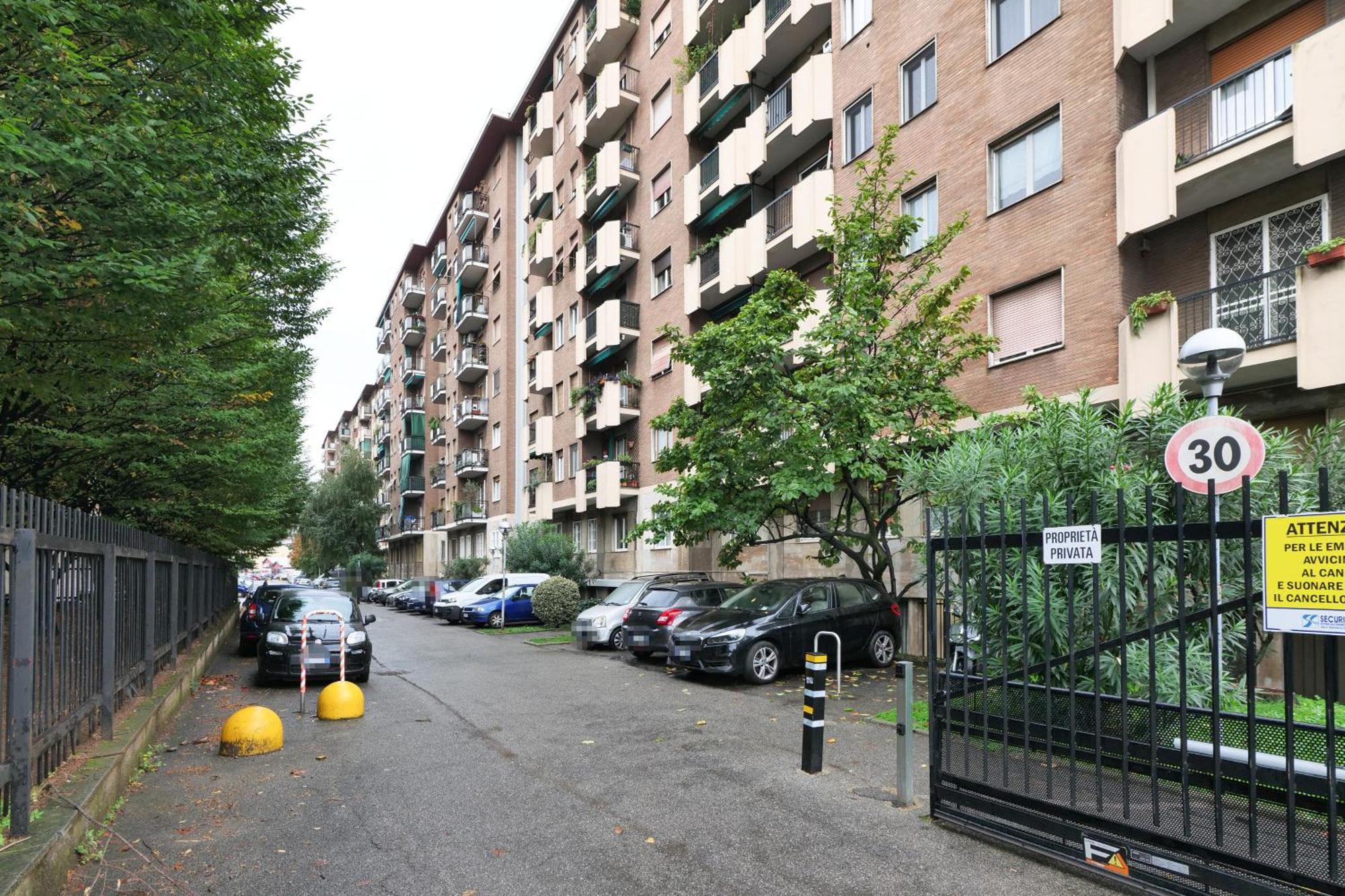 Primopiano - Fabriano Apartment Milan Luaran gambar